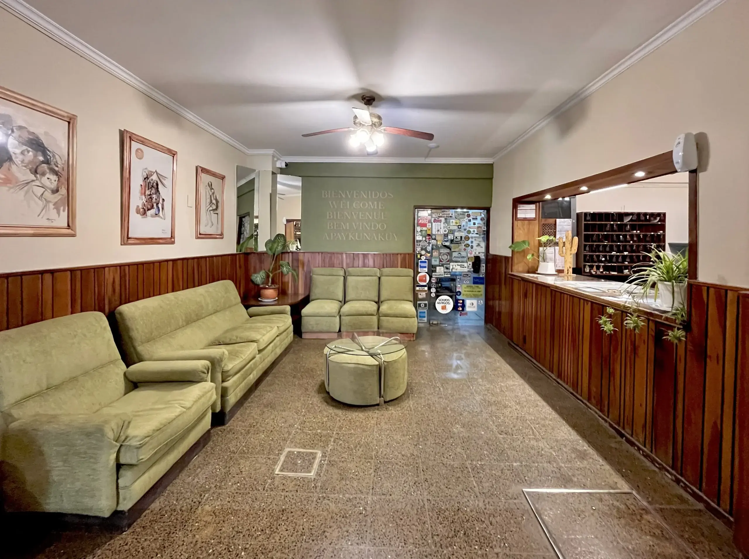 lobby3