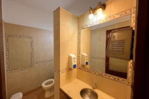 baño lobby