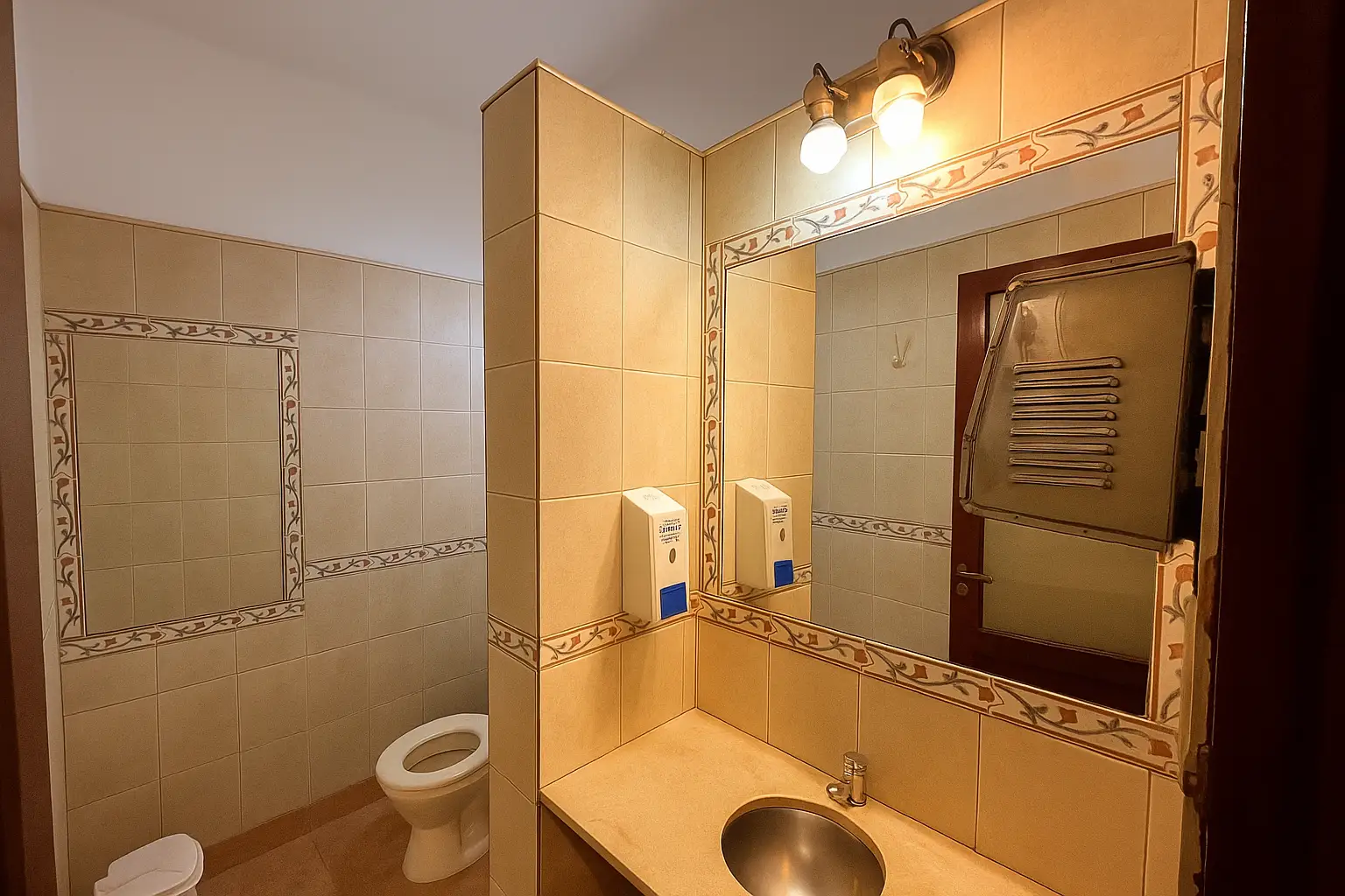 baño lobby